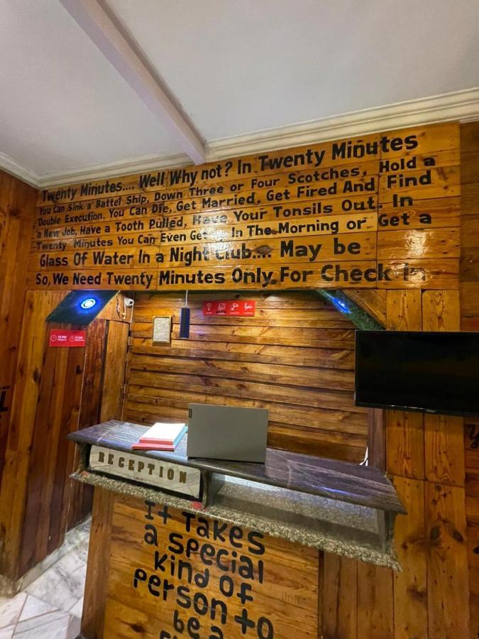 Travel Monkey Hostel Agra  Exterior photo